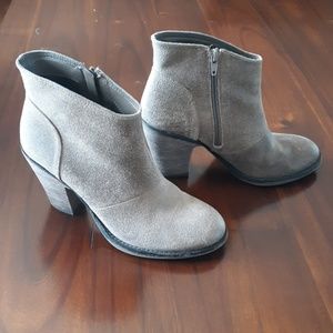 Jessica Simpson booties
